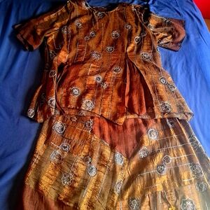 Top & Bottom outfit bronze with embroidery ESHA